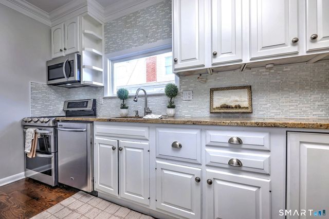 40 Yale Street, Stratford, CT 06615