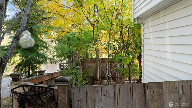 3211 Porter Street, Bremerton, WA 98312