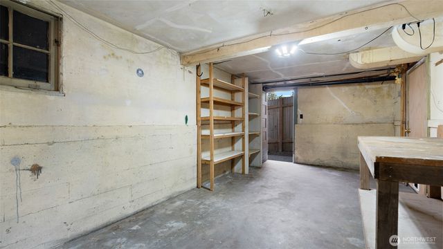 3211 Porter Street, Bremerton, WA 98312