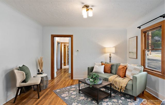 3211 Porter Street, Bremerton, WA 98312