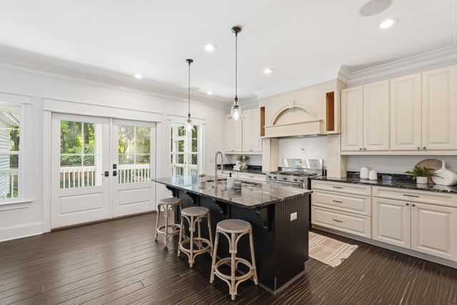 629 Bridlewood Lane, Mount Pleasant, SC 29464