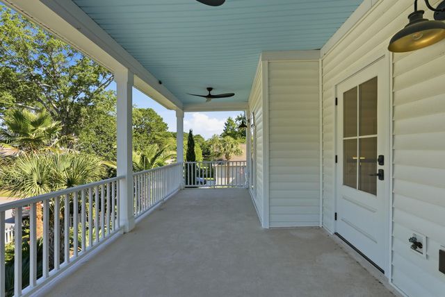 629 Bridlewood Lane, Mount Pleasant, SC 29464