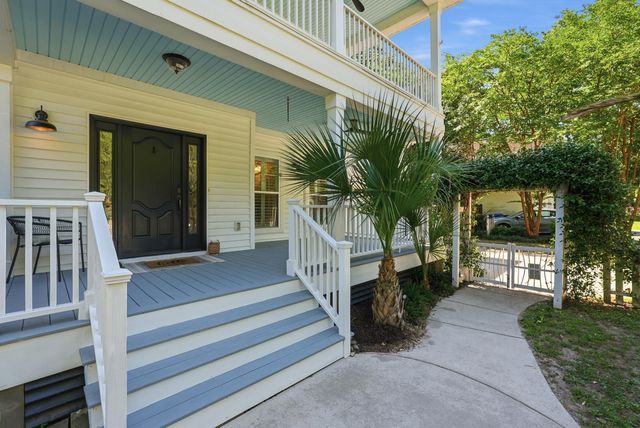 629 Bridlewood Lane, Mount Pleasant, SC 29464