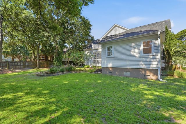 629 Bridlewood Lane, Mount Pleasant, SC 29464