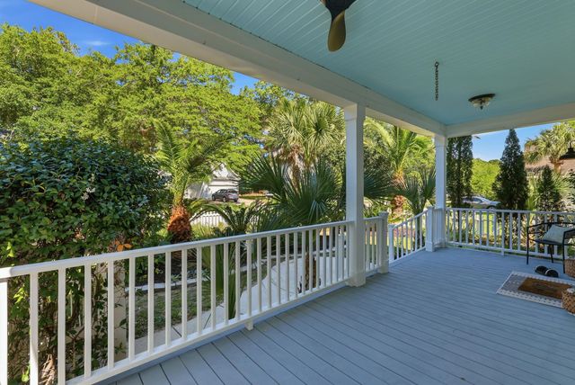 629 Bridlewood Lane, Mount Pleasant, SC 29464