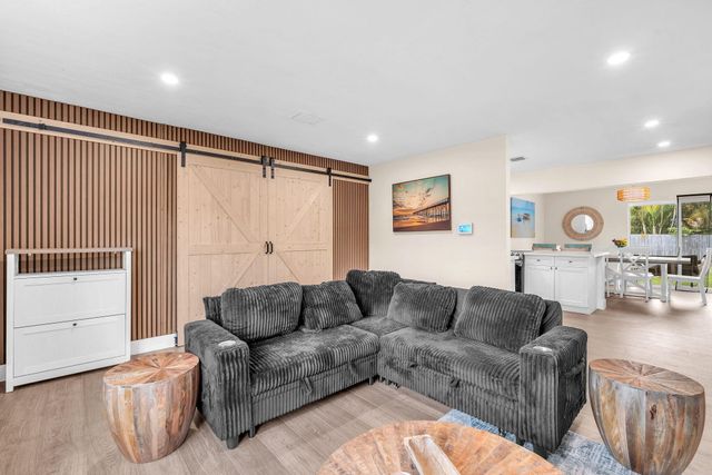 731 W Ilex Drive, West Palm Beach, FL 33403