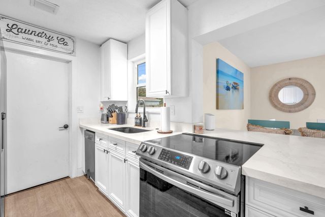 731 W Ilex Drive, West Palm Beach, FL 33403