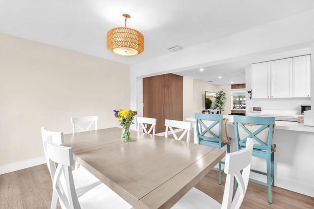 731 W Ilex Drive, West Palm Beach, FL 33403