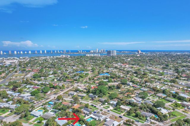 731 W Ilex Drive, West Palm Beach, FL 33403