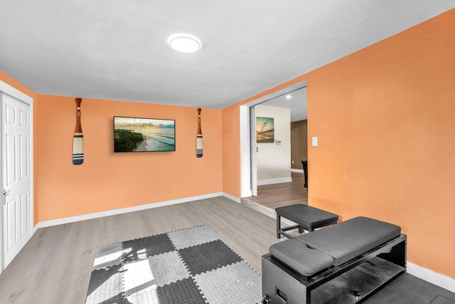 731 W Ilex Drive, West Palm Beach, FL 33403