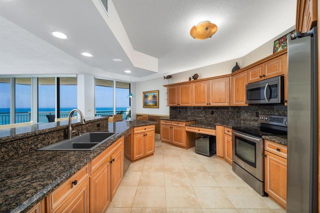 3000 N Highway A1a 9a, Hutchinson Island, FL 34949