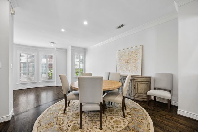 1904 Greenwich Place Drive, Houston, TX 77019