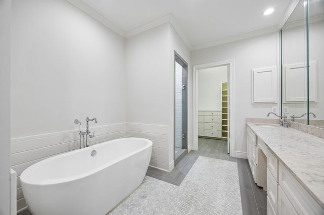 1904 Greenwich Place Drive, Houston, TX 77019