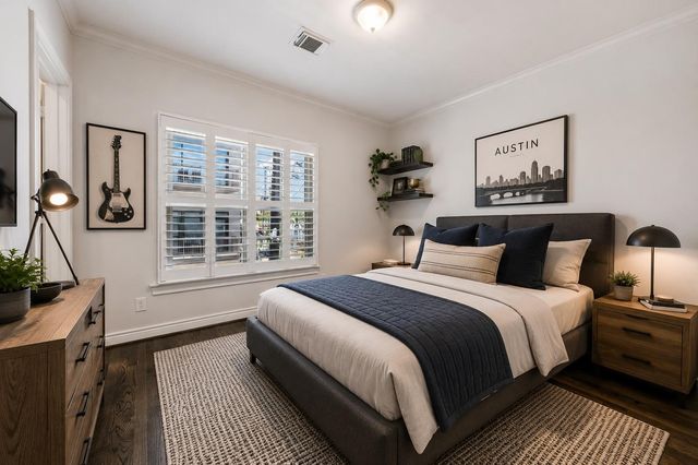 1904 Greenwich Place Drive, Houston, TX 77019