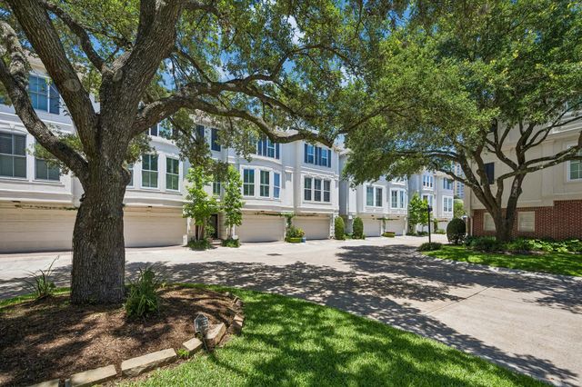 1904 Greenwich Place Drive, Houston, TX 77019