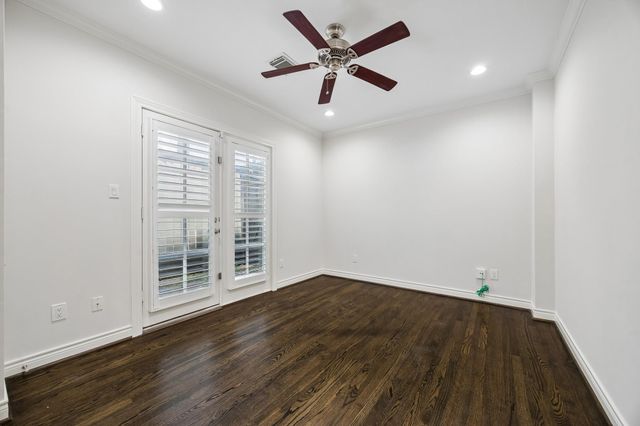 1904 Greenwich Place Drive, Houston, TX 77019
