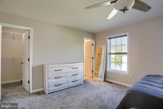 154 MAPLETON BLVD, Harrisburg, PA 17112