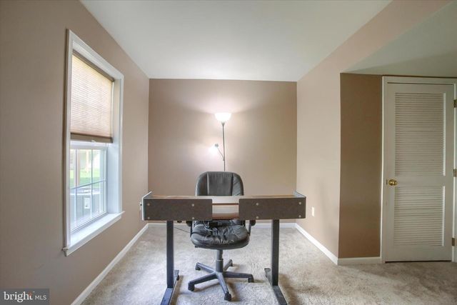 154 MAPLETON BLVD, Harrisburg, PA 17112