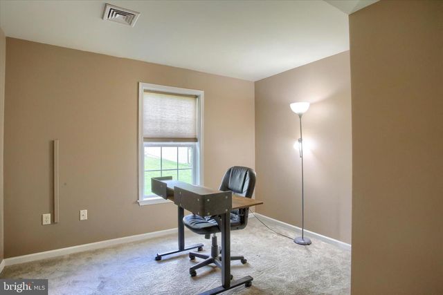 154 MAPLETON BLVD, Harrisburg, PA 17112