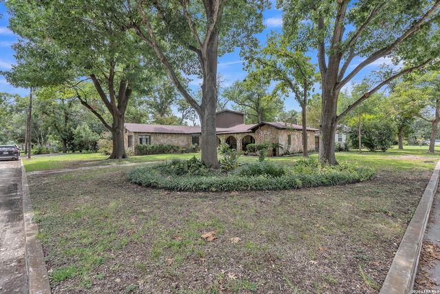 1130 Bartholomae Street, Seguin, TX 78155