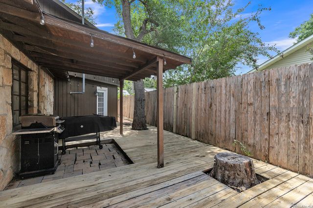 1130 Bartholomae Street, Seguin, TX 78155