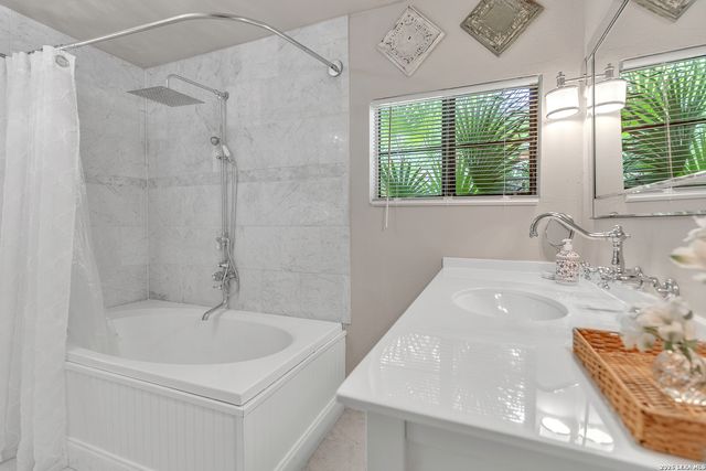 1130 Bartholomae Street, Seguin, TX 78155