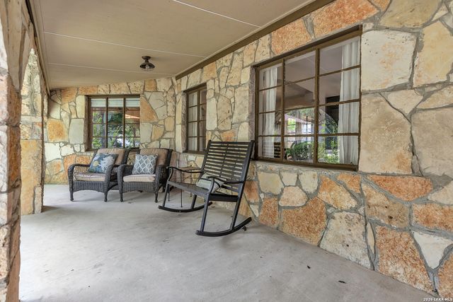 1130 Bartholomae Street, Seguin, TX 78155