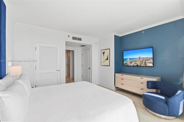 4401 Collins Ave 2104, Miami Beach, FL 33140