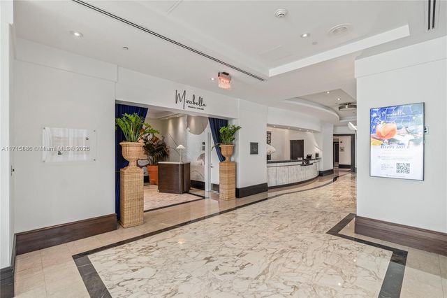 4401 Collins Ave 2104, Miami Beach, FL 33140