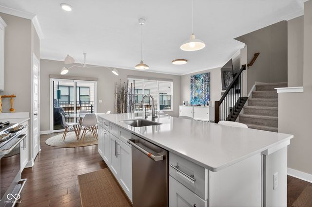 11571 Huffington Street, Carmel, IN 46032