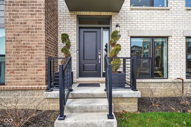 11571 Huffington Street, Carmel, IN 46032