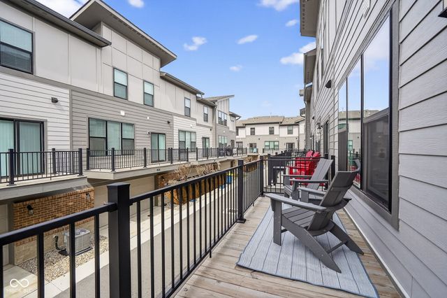 11571 Huffington Street, Carmel, IN 46032