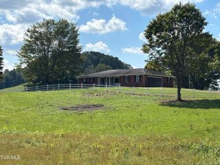 1691 Jenkins Hollow Road, Mountain City, TN 37683