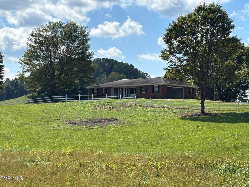 1691 Jenkins Hollow Road, Mountain City, TN 37683