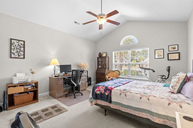 9181 Abingdon Dr., Myrtle Beach, SC 29579