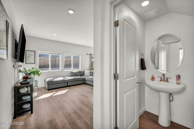 8830 Gazing Star Drive, Reno, NV 89506