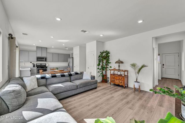 8830 Gazing Star Drive, Reno, NV 89506