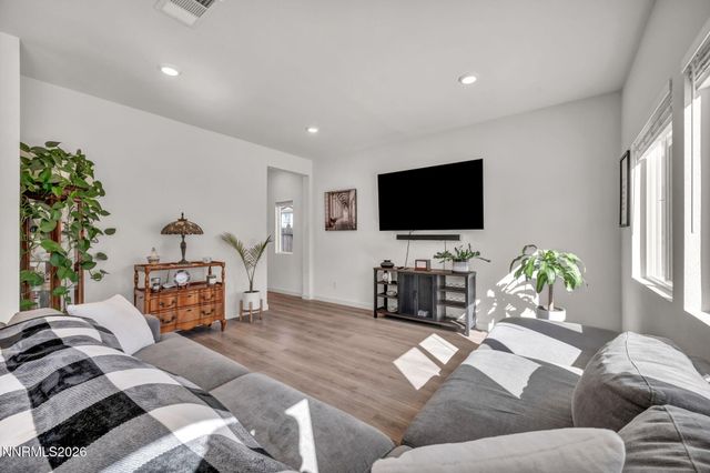 8830 Gazing Star Drive, Reno, NV 89506