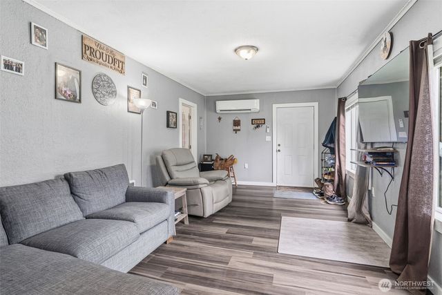 228 Holcomb Spur Road, Kelso, WA 98626