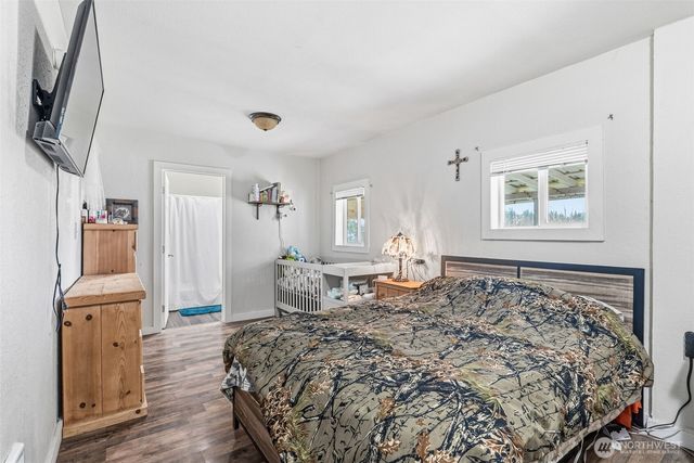 228 Holcomb Spur Road, Kelso, WA 98626