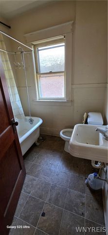 1719 Ashland Avenue, Niagara Falls, NY 14301