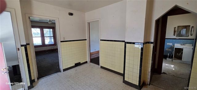 1719 Ashland Avenue, Niagara Falls, NY 14301