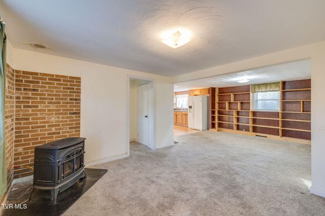 3415 Forest View Road, Kingsport, TN 37660