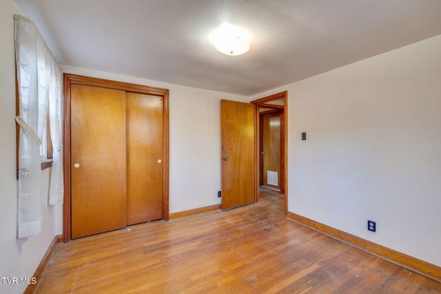 3415 Forest View Road, Kingsport, TN 37660