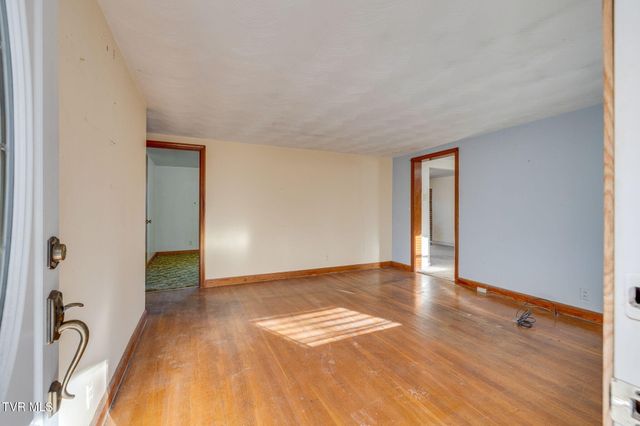 3415 Forest View Road, Kingsport, TN 37660