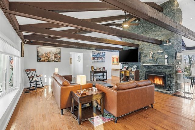 10 Blue Mist Drive, Lincoln, RI 02838