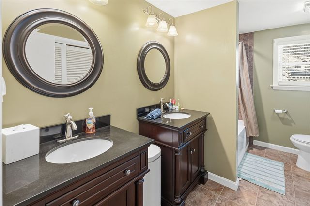 10 Blue Mist Drive, Lincoln, RI 02838