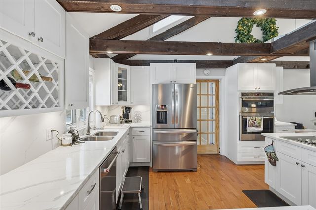 10 Blue Mist Drive, Lincoln, RI 02838