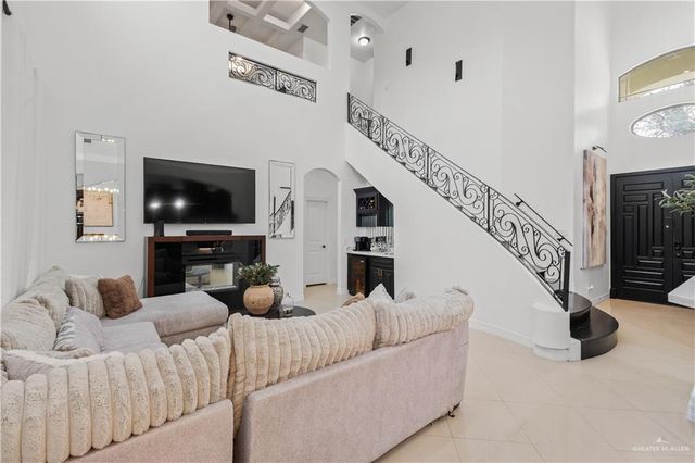 2020 Rice Avenue, Mcallen, TX 78504