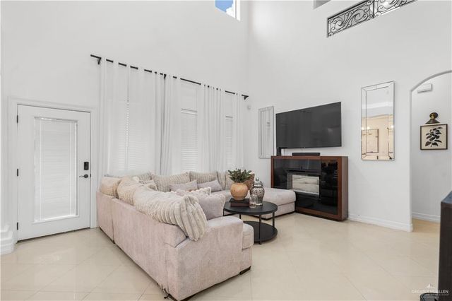 2020 Rice Avenue, Mcallen, TX 78504